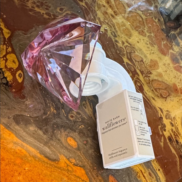 Bath & Body Works Gem Wallflower & Refill - Picture 3 of 4